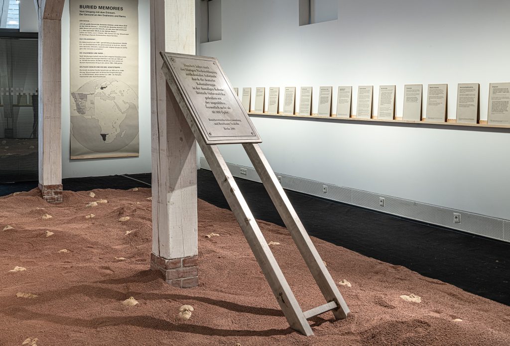 Buried Memories – Ausstellungsansicht, Foto: Friedhelm Hoffmann